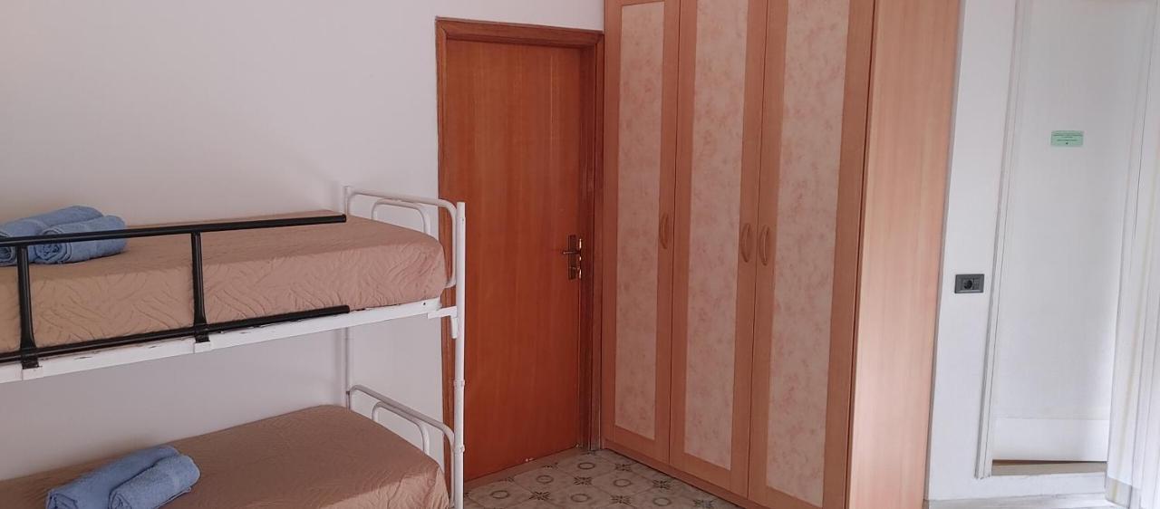 Hotel Adriatico Bellaria – Igea Marina Kültér fotó